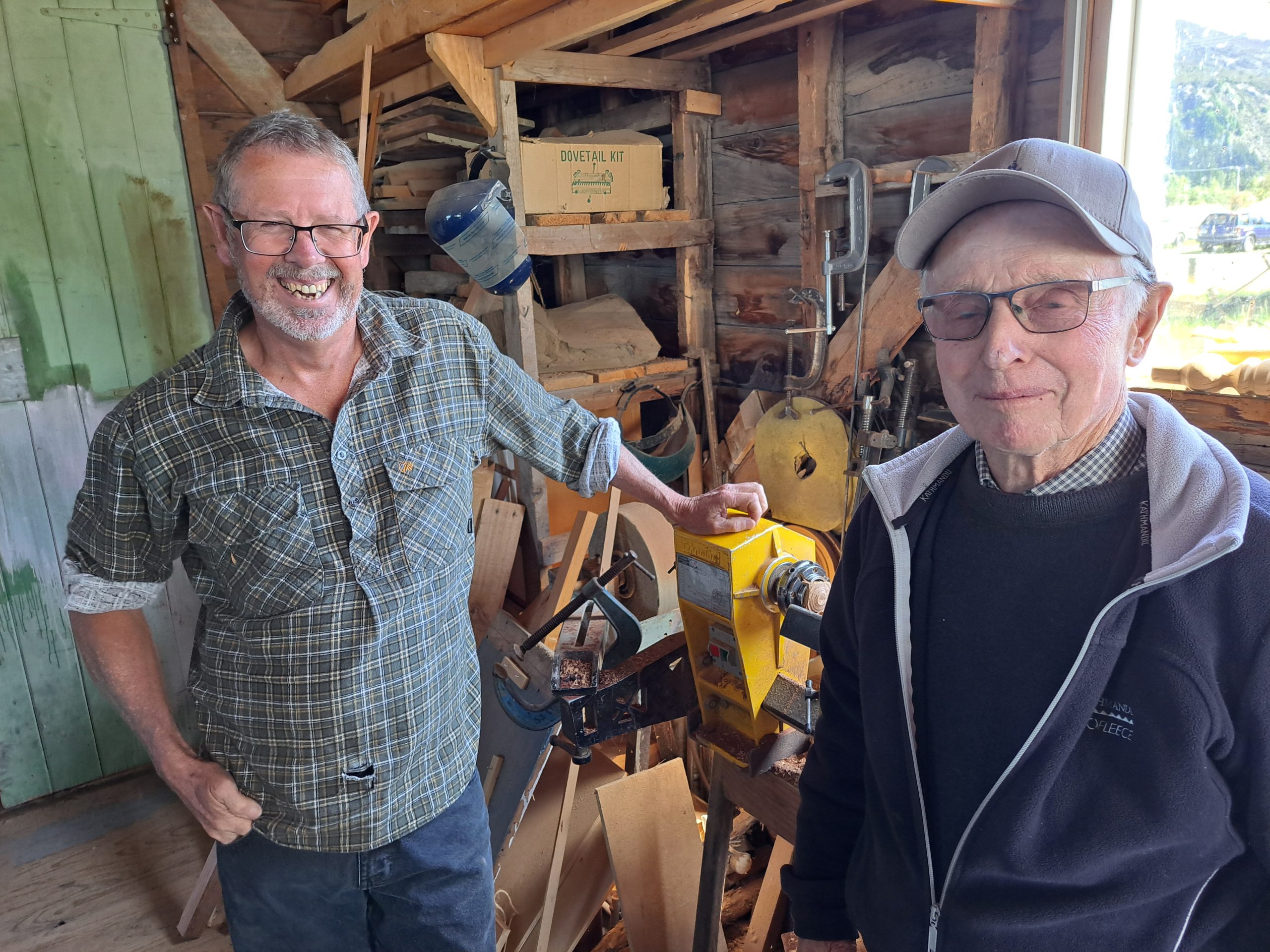Menshed neighbour